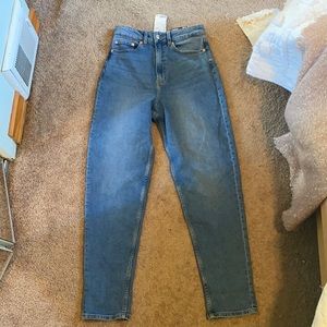 H&M High Rise Loose Mom Jeans NWT